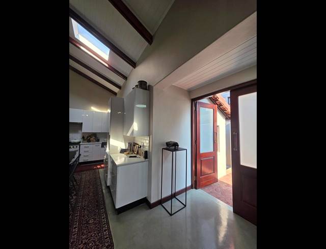 3 BEDROOM COMPLEX FOR SALE IN LYNNWOOD